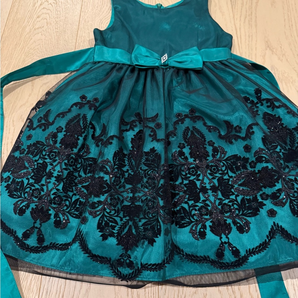 Jayne Copeland Green Embellished party dress